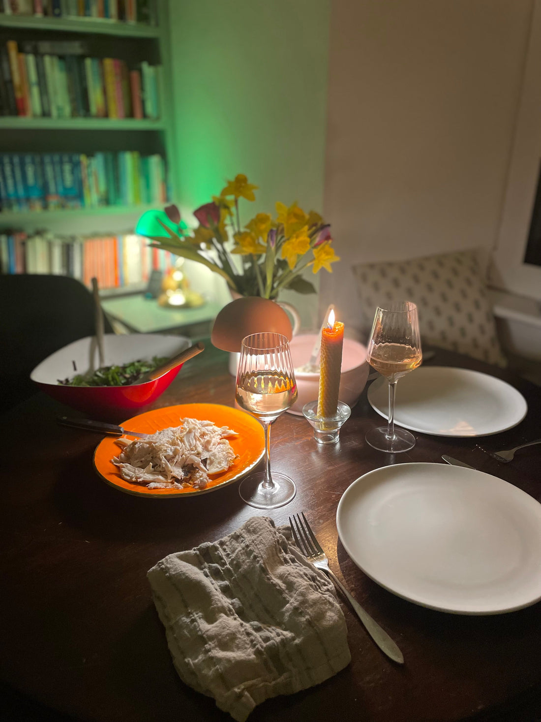 Try a cosy Friday with the Swedish art of "Fredagsmys"